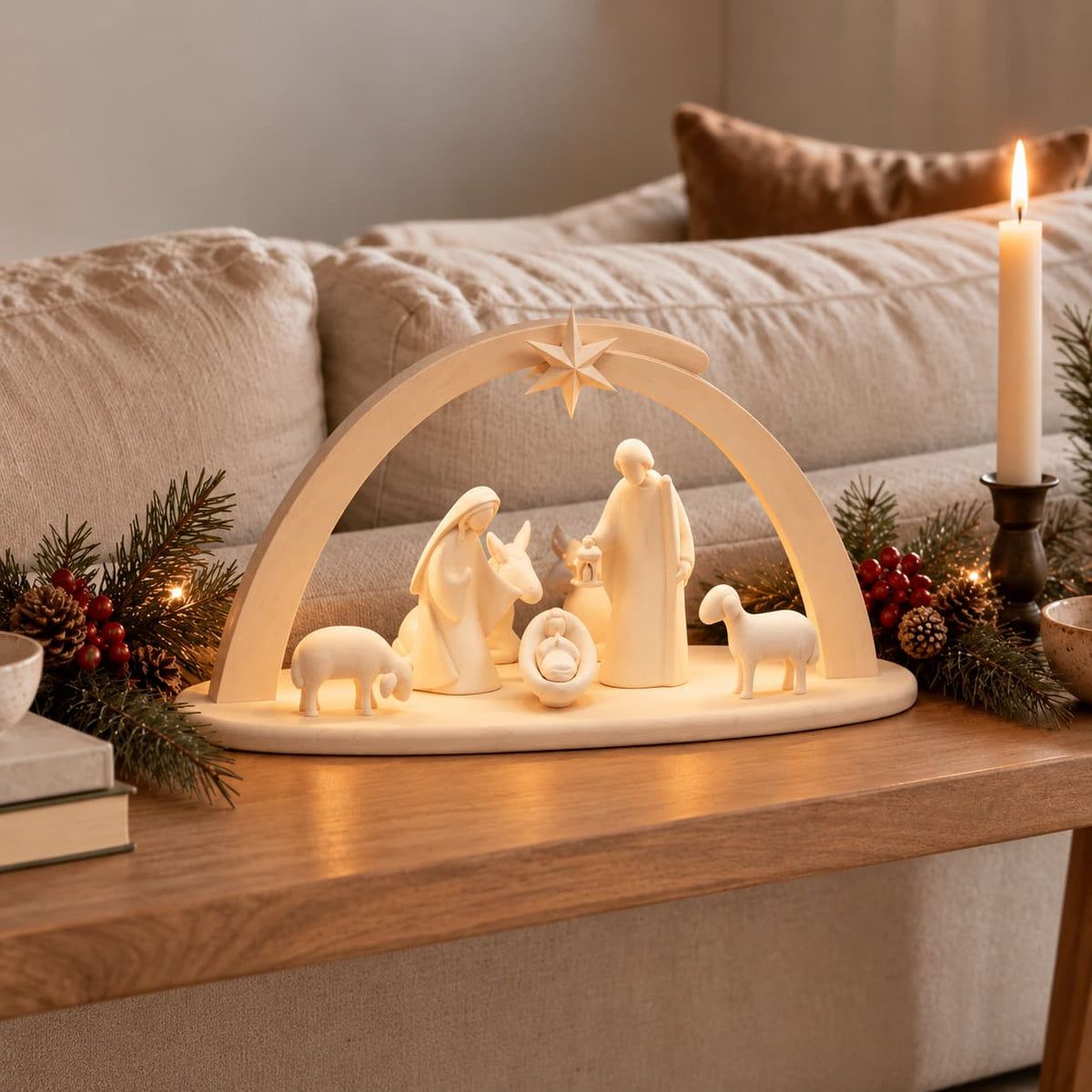 Crèche de Noël moderne en bois avec arche et lumière – 7 figurines, bois naturel