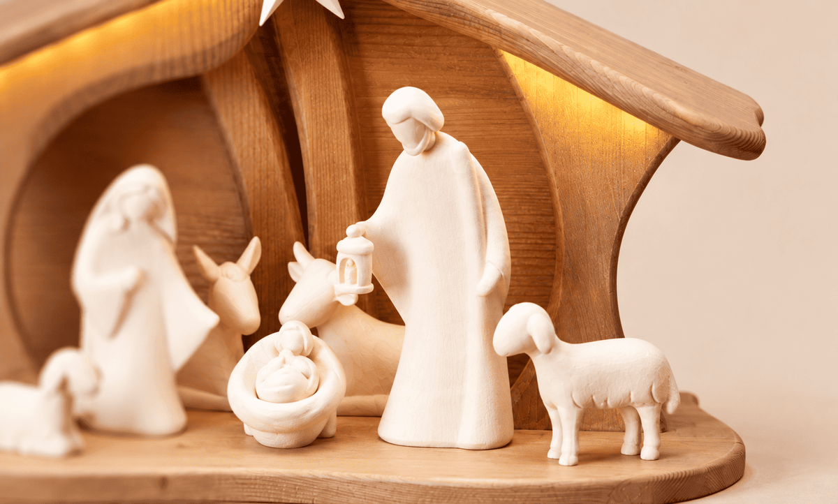 Belén artesanal con luz, 7 figuras.